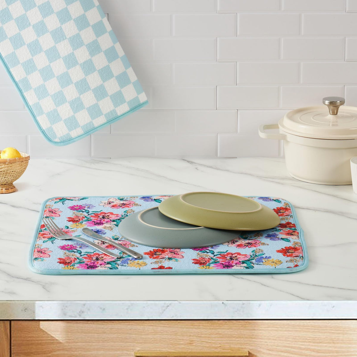 FreshMint floral dish drying mat features vibrant pattern with quick water absorption for busy kitchens.