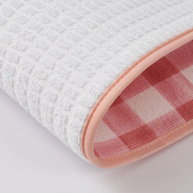 FRESHMINT multi-purpose-drying-mat protects surfaces around appliances and counters.