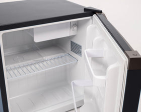 Frigidaire reversible door for flexible placement in any room