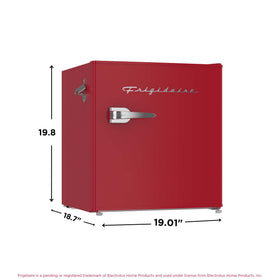 EFR176-RED door basket 2L holds tall bottles and cans neatly.