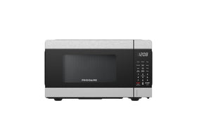 Frigidaire EMW959 interior turntable ensures even heating and versatile use