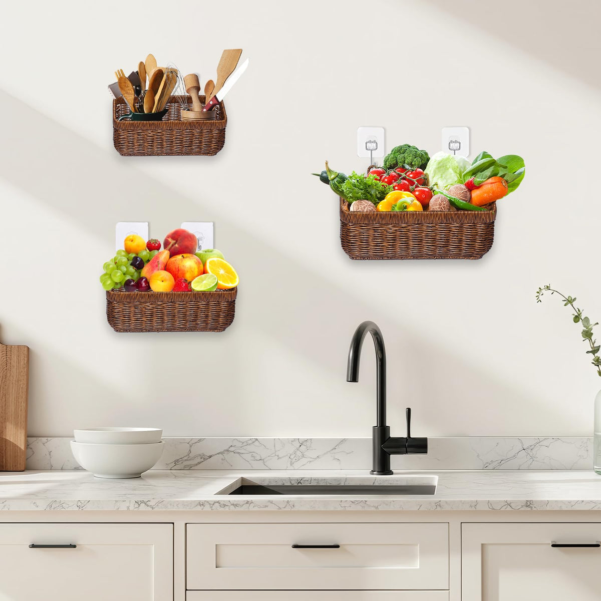 FRONDENT wall installation basket showcases durable, waterproof design with easy mounting.
