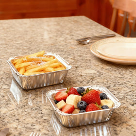 FUIIKEEM pans suitable for baking and freezing baked goods.