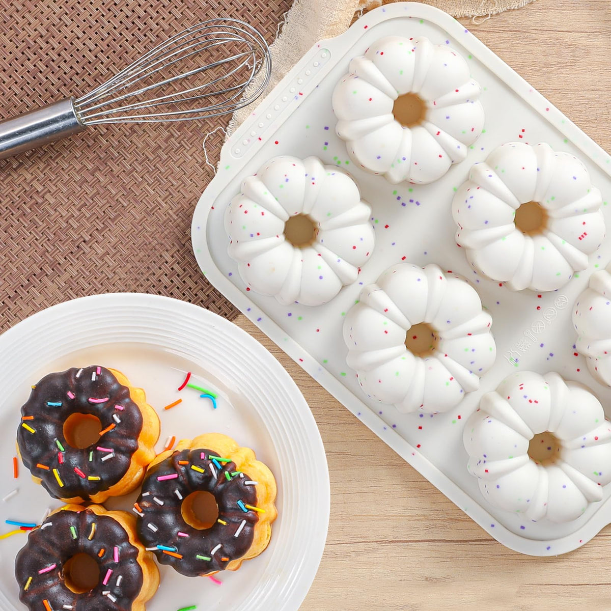 FUNBAKY dishwasher-safe molds simplify cleanup after baking sessions.