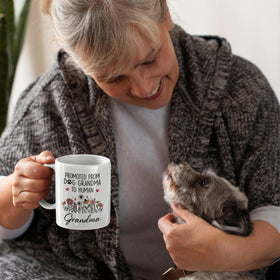FUNITZ grandma-to-be mug back view shows bold message for left- or right-handed use