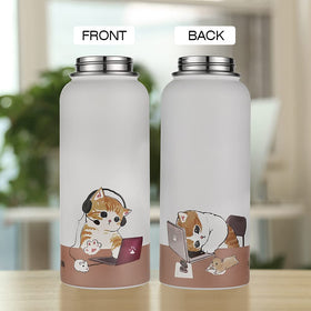 Funkrin 32oz insulated bottle with straw lid for spill-proof sipping.