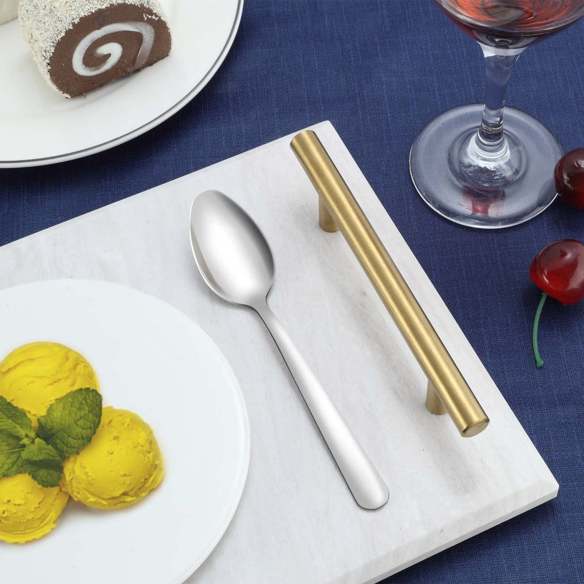 Funnydin mirror-polished spoons elevate table presentation.