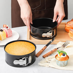 Funnymoom 450F heat resistance ensures safe, even baking performance