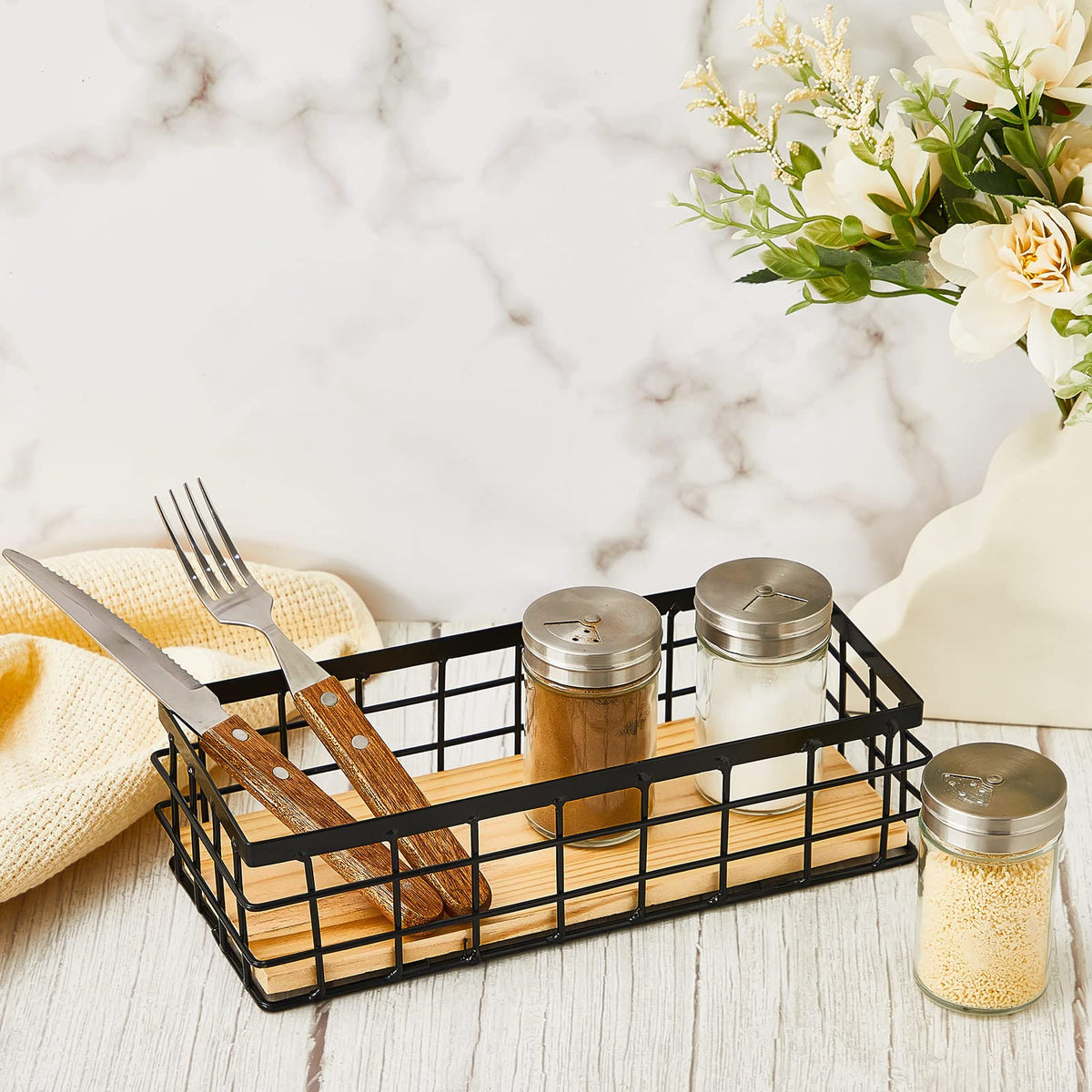 Funrous wooden base detail adds rustic charm and stability