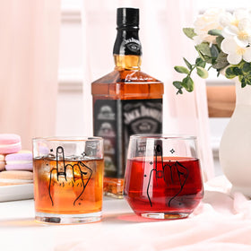 Futtumy Ring-Finger Wine Glasses set, a stylish couple gift for weddings and anniversaries