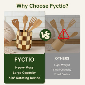 Fyctio durable acacia wood is easy to wipe clean after cooking sessions.