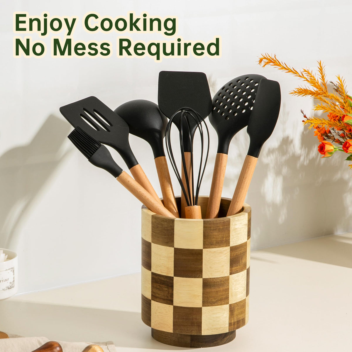 Fyctio spacious 5.9-inch diameter holder keeps spatulas and ladles upright and accessible.