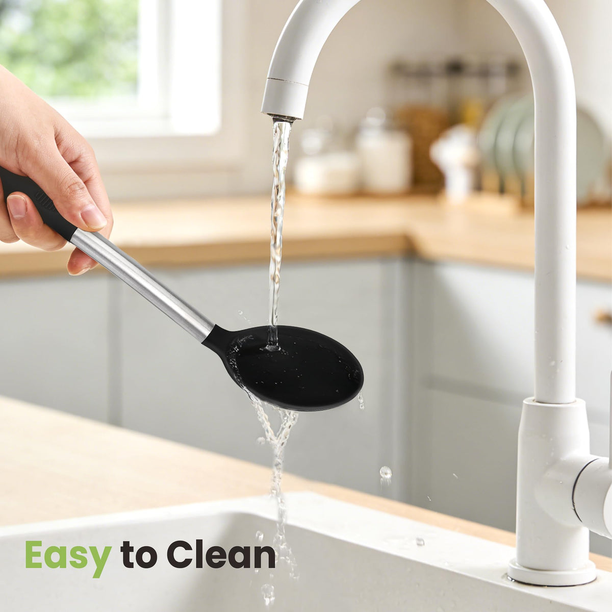 Fyvva food-grade silicone resists odors and colors for repeated use.