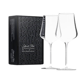 Gabriel-Glas StandArt Edition two-pack glasses showcase wine with space-saving elegance
