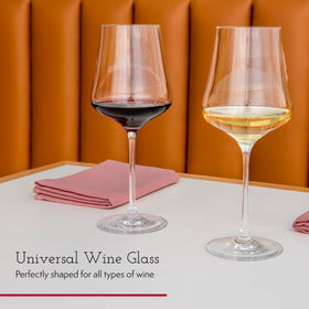 Gabriel-Glas StandArt Edition space-saving design preserves table space