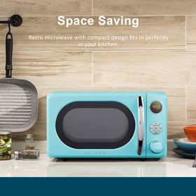 Galanz GLCMKA07BER-07 retro microwave LED display provides clear cooking time at quick glance