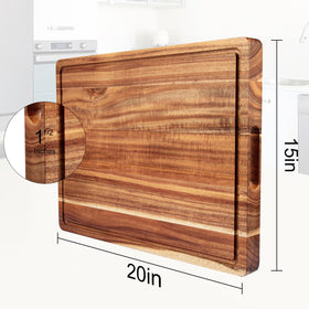 GAOMON acacia board showing a deep juice groove to catch juices.