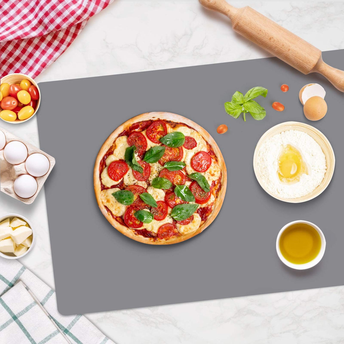 Gartful roll-storage silicone pad folds compactly for easy kitchen storage.