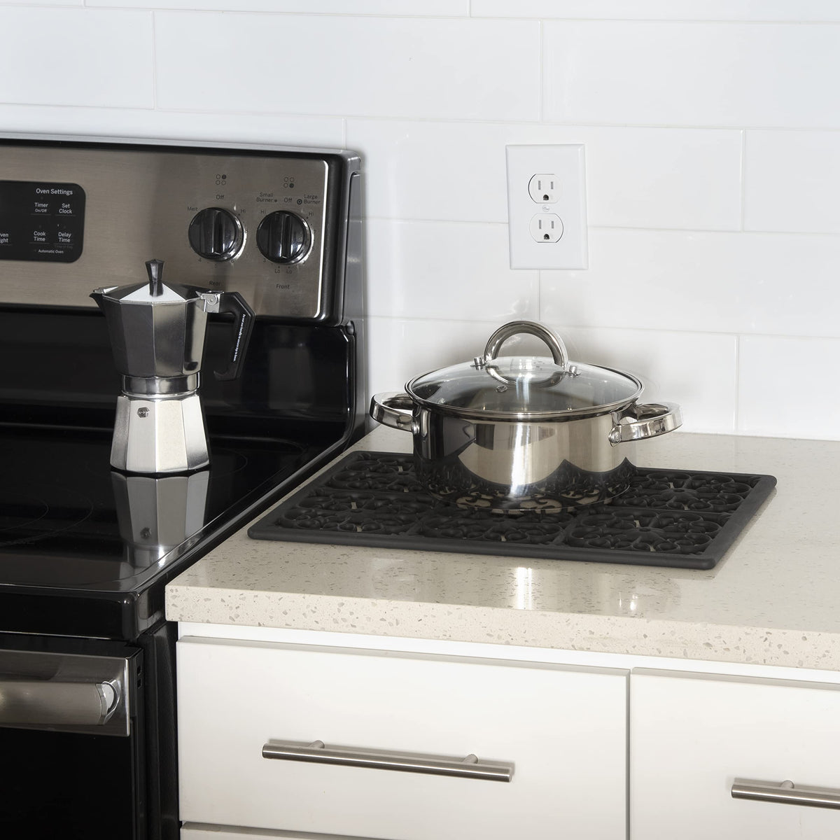 GASARÉ durable silicone trivet designed for daily kitchen use