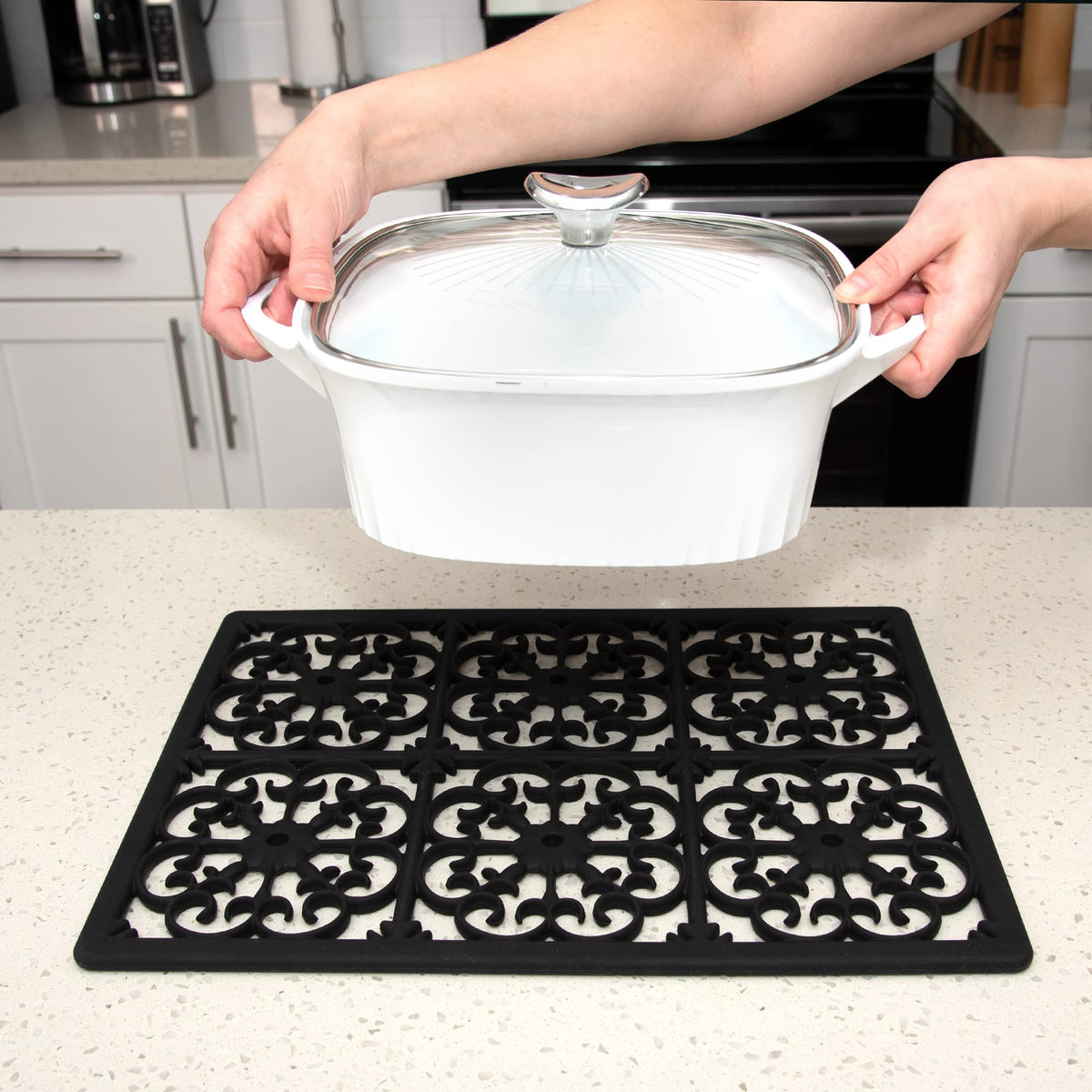 GASARÉ large trivet fits baking sheets and serving dishes