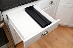 GASARÉ mats ship rolled and lie flat for easy storage.