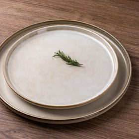 GBhome ceramic dessert plates 8 inches with a sleek, modern look for special occasions