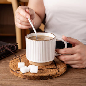 GBHome ceramic mug with shiny interior glaze helps resist stubborn coffee stains.