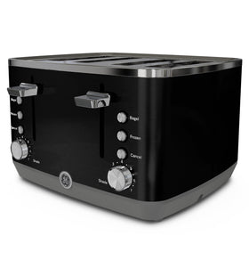GE 4-slice toaster's black finish complements any kitchen