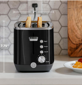 GE toaster with extra-wide slots for bagels and thick slices