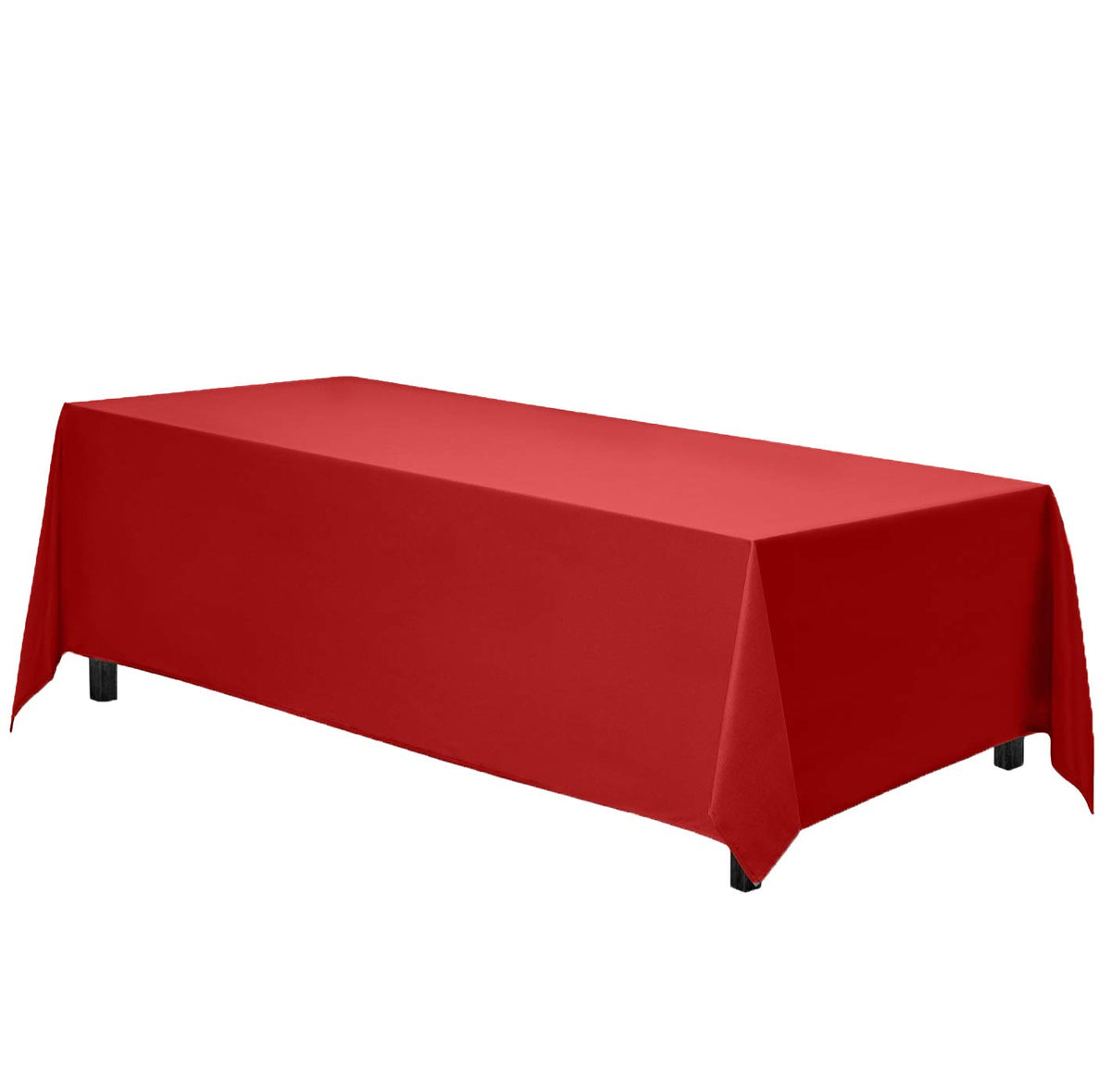 Gee Di Moda tablecloth on a dining table creates a polished dinner party ambience.