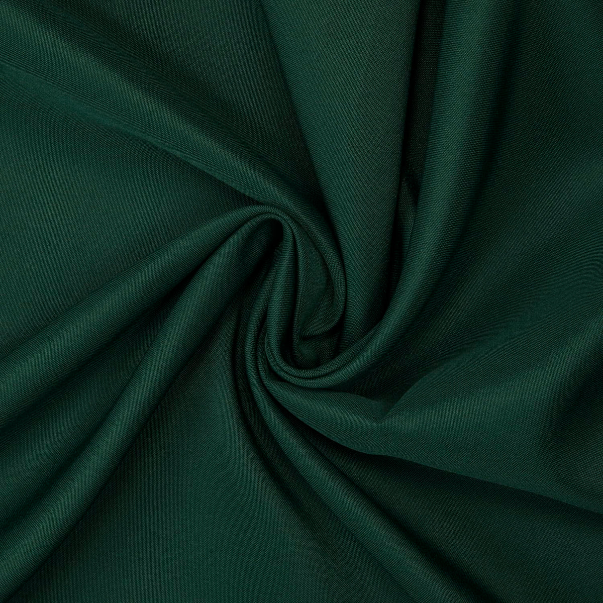 Gee Di Moda heavy-duty washable fabric tablecloth for durable use and repeated events.