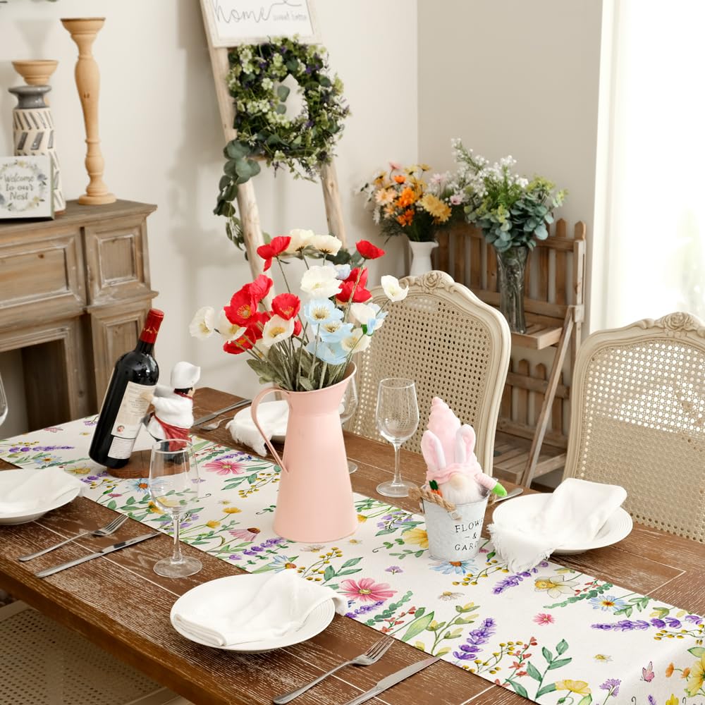 Geeory linen-textured fabric provides a soft yet durable dining surface