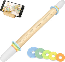 Geesta adjustable wood rolling pin for precise dough thickness control.
