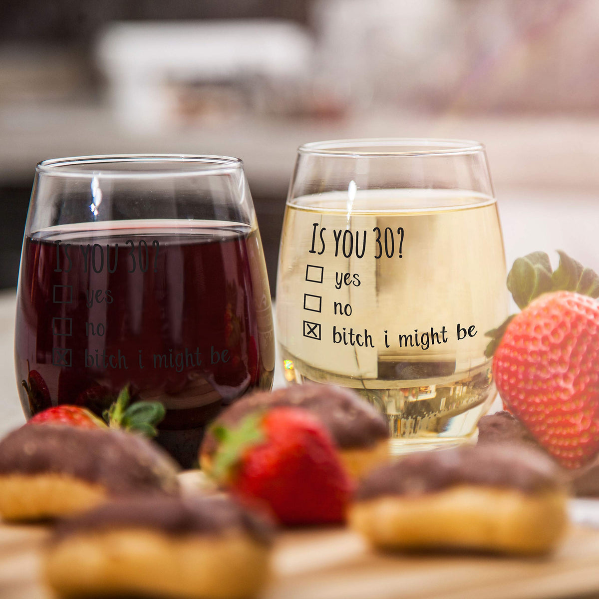 Gelid dishwasher-safe wine glass maintains shine through countless gatherings.