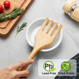 Gencywe ceramic spoon rest on stovetop stand prevents sauce drips during meal prep.