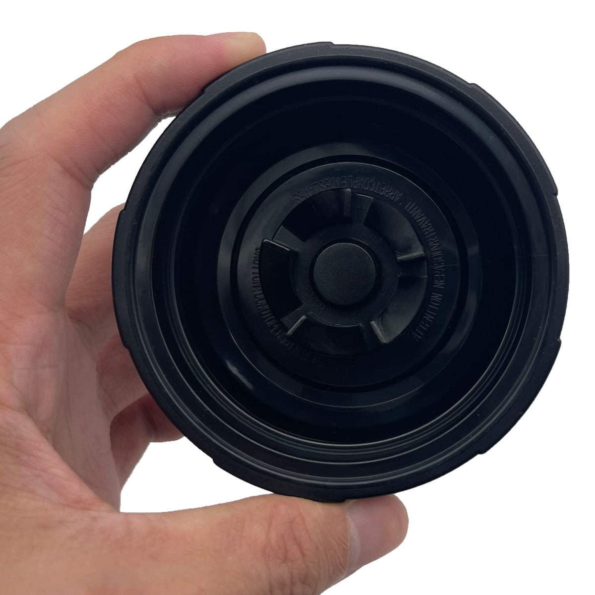 GENQORN dishwasher-safe design for easy cleanup after blending