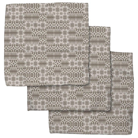 GEOMETRY Geoweave dishcloth on sink demonstrates fast-drying performance.