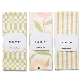 GEOMETRY Meadowlight tea towel drying dishes with quick-dry microfiber.