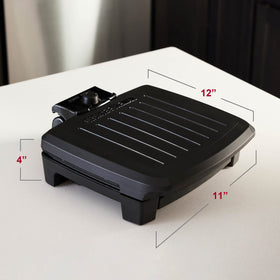 GEORGE FOREMAN compact design fits counters and saves space.