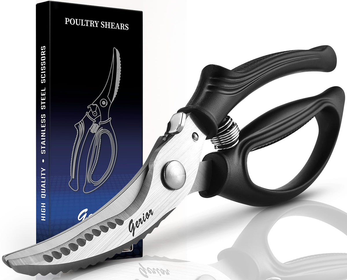 Gerior heavy duty poultry shears blade close-up for precise cutting through meat.