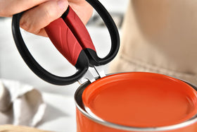 Gerior handles are large and soft for comfortable use.