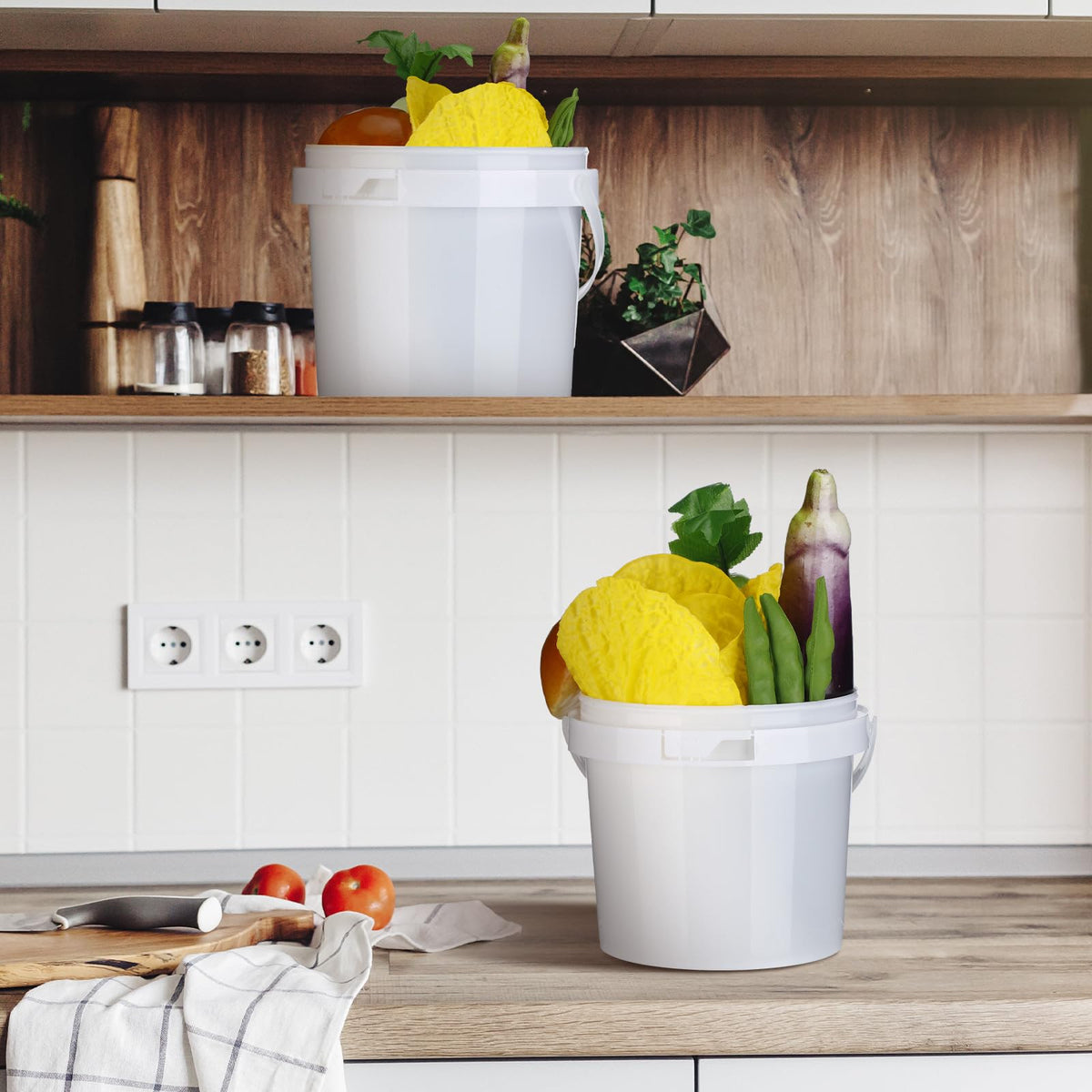 Gerrii food-safe bucket with lid ready for kitchen storage use.