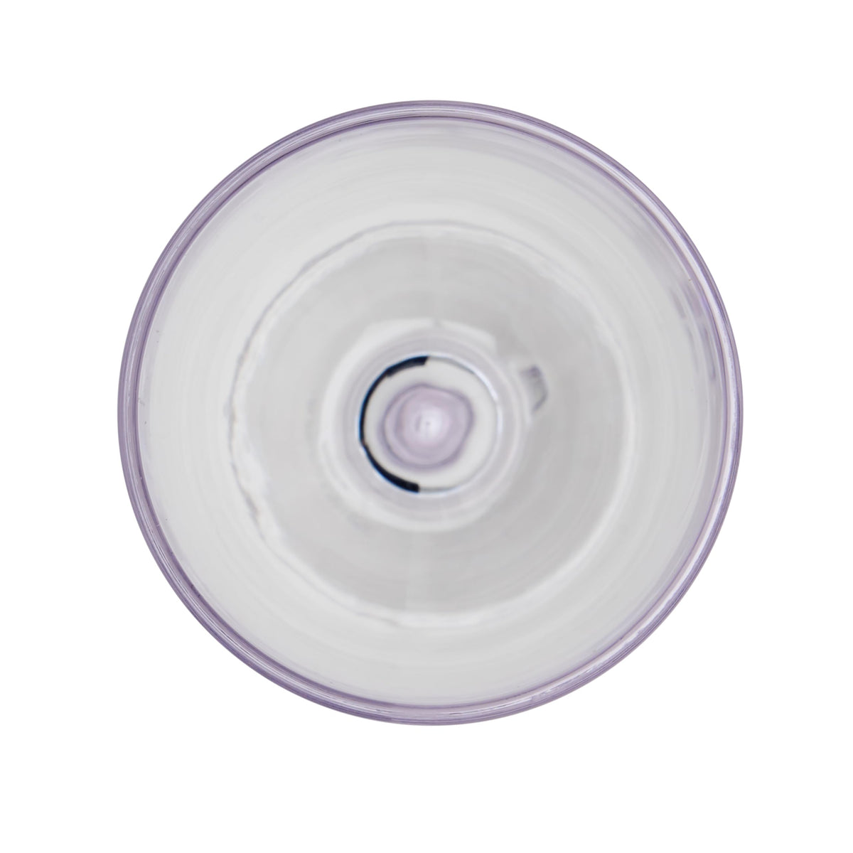 GET crystal-clear plastic wine glass for everyday hospitality.