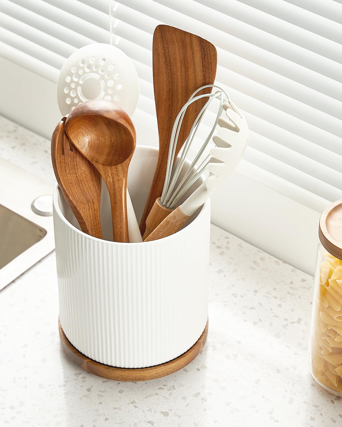 getstar easy-clean glazed ceramic surface resists scratches
