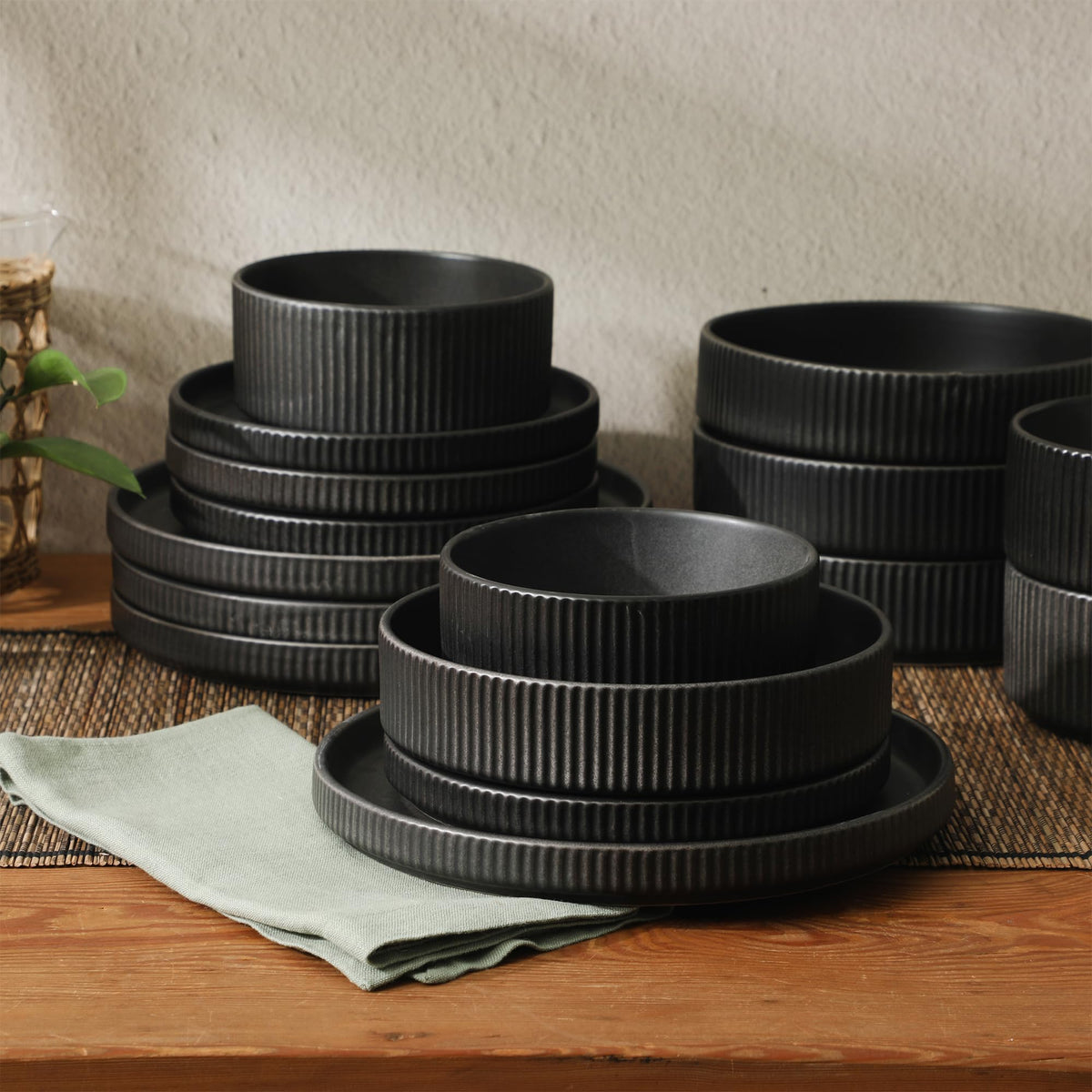 Gibson Elite Deerfield exterior ribbing detail adds texture for restaurant style