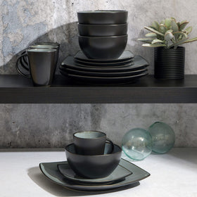 Gibson Elite Soho Lounge mugs with Eclipse glaze; perfect for coffee or tea service.