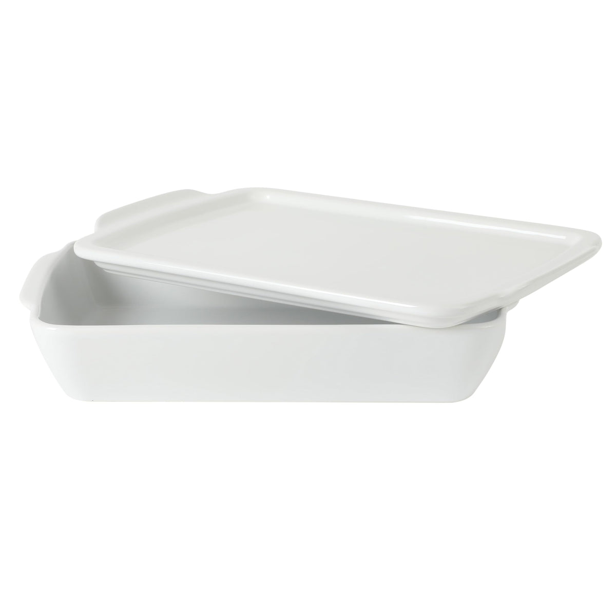 Gibson Home Gracious Dining 2.6-quart baking dish with lid for even heating