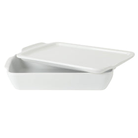 Gibson Home Gracious Dining 2.6-quart baking dish with lid for even heating