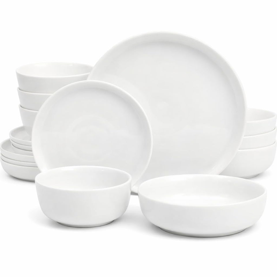 Gibson Home Oslo dinner plate with embossed floral detail for everyday meals.