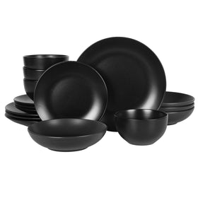 Gibson Home Queenslane 10.5-inch dinner plates in matte black for everyday dining